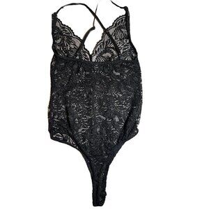 PrettyLittleThings Black Sheer Lace Cross Back Bodysuit Size 4